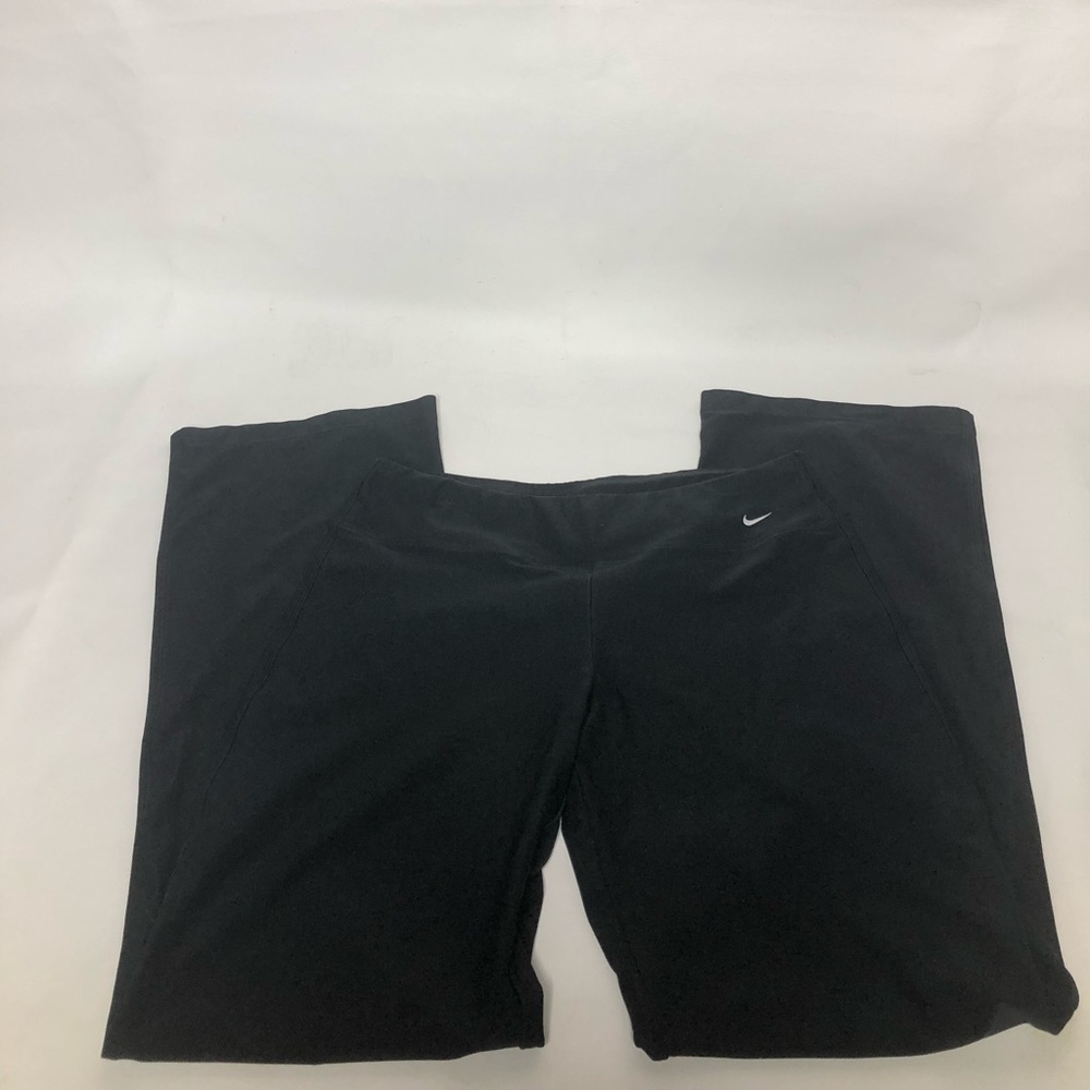 Nike Women’s Yoga pants